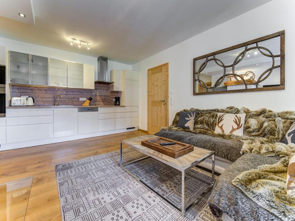 Dreany Apartment Right Next To The Cable Cars Hollersbach im Pinzgau Exterior photo